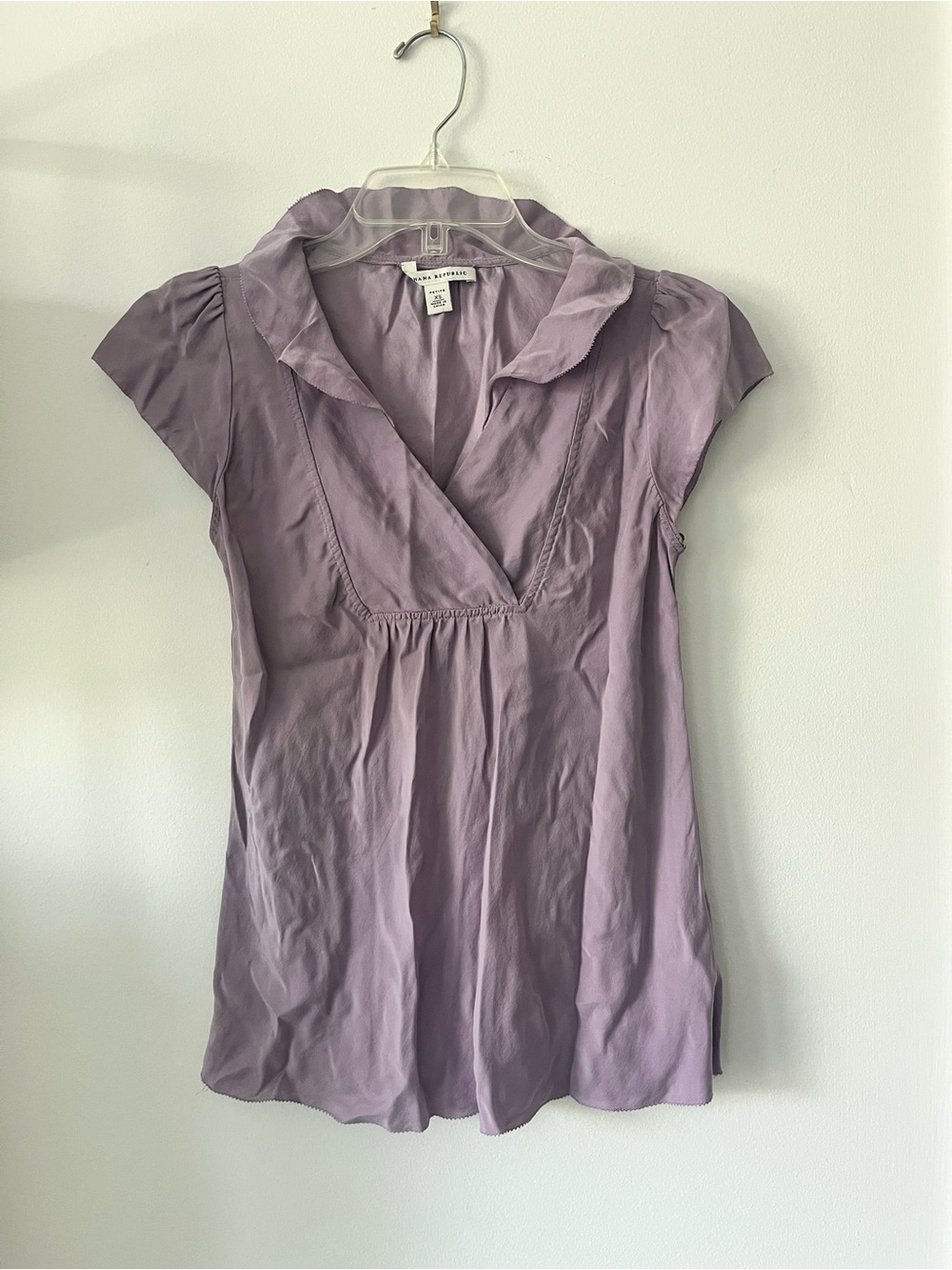 Banana Republic Vintage Lavender Cap-Sleeve V-Neck Blouse